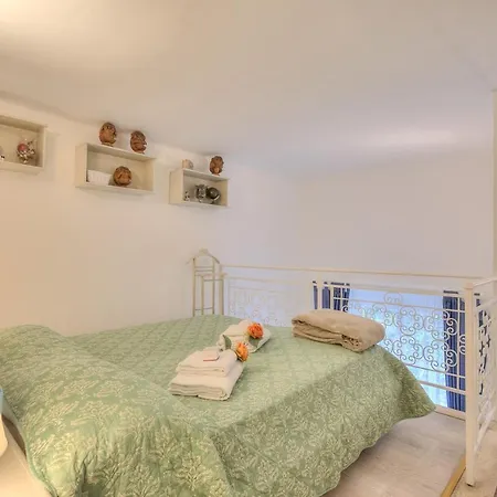 Evelina - Happy Apartment *